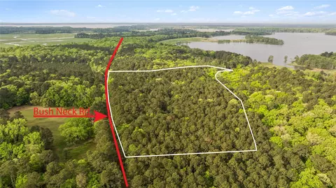 2070 Bush Neck Rd, Williamsburg, VA 23188