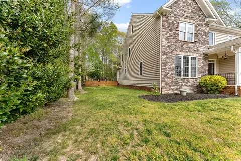 Exterior - 10420 Pine Warbler Dr, Providence Forge, VA 23140 photo 7 of 8