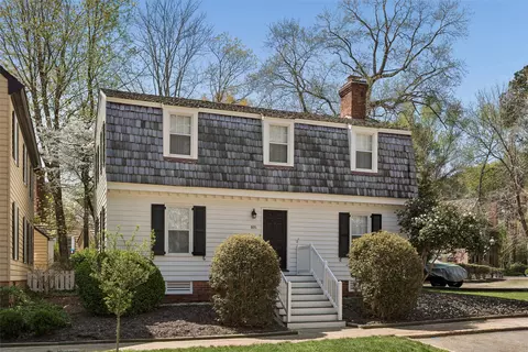 105 Edward Wakefield, Williamsburg, VA 23185
