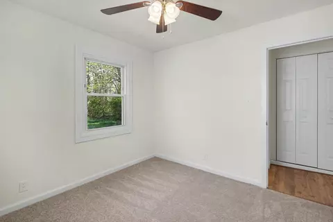 Bedroom - 212 N Sixth St, Hampton, VA 23664 photo 4 of 7