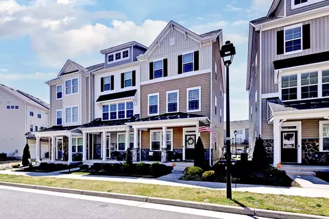 1415 Harwinton Ct, Newport News, VA 23608