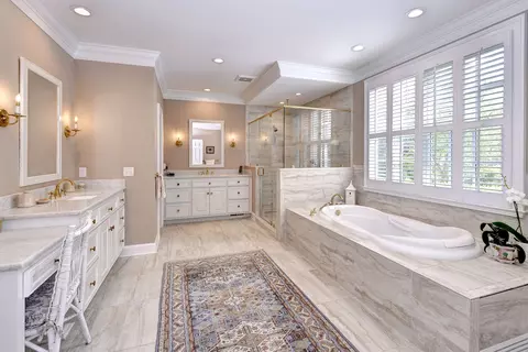 Bath - 3005 E Whittaker Close, Williamsburg, VA 23185 photo 3 of 3