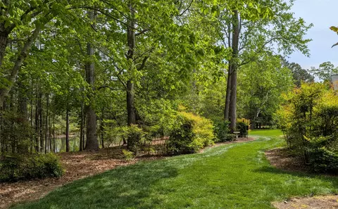 Exterior - 3005 E Whittaker Close, Williamsburg, VA 23185 photo 7 of 8