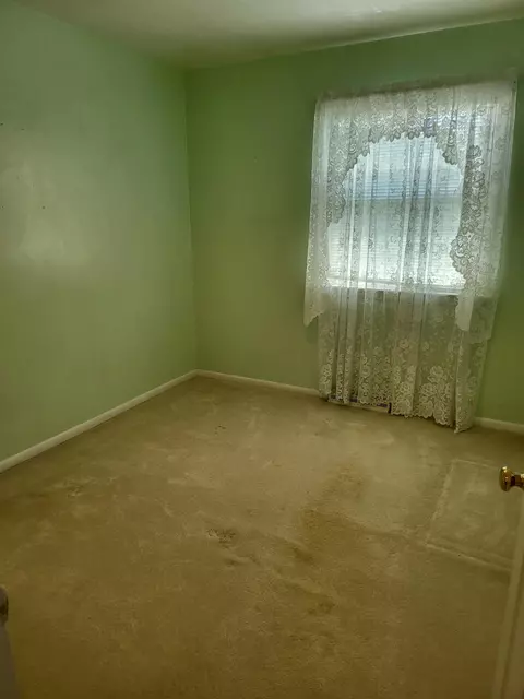 Bedroom - 500 Blue Run Cir, Hampton, VA 23666 photo 1 of 6