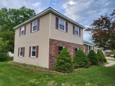 Exterior - 500 Blue Run Cir, Hampton, VA 23666 photo 6 of 6