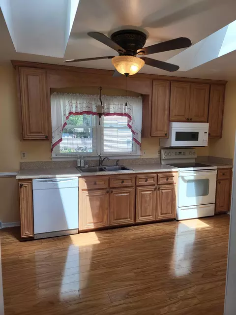 Kitchen - 500 Blue Run Cir, Hampton, VA 23666 photo 1 of 6