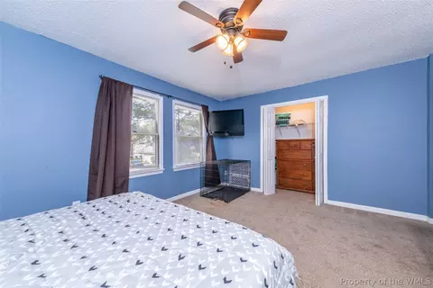 Bedroom - 11 Corwin Cir, Hampton, VA 23666 photo 1 of 4