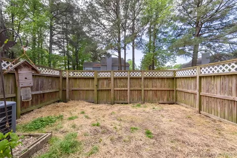 Exterior - 11 Corwin Cir, Hampton, VA 23666 photo 3 of 5