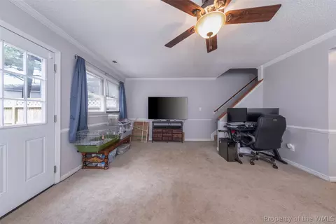 Living - 11 Corwin Cir, Hampton, VA 23666 photo 3 of 3