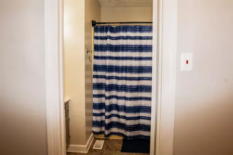 Bath - 5257 Chestnut Fork Rd, Gloucester, VA 23061 photo 1 of 1