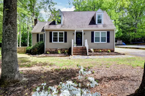 2525 Lauderdale Dr, Richmond, VA 23233