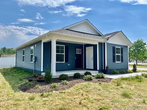 24 Byway Cir, Kilmarnock, VA 22482