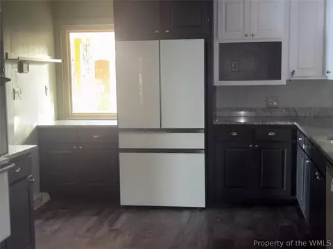 Kitchen - 1479 Laurens Rd, Gloucester Point, VA 23062 photo 2 of 2