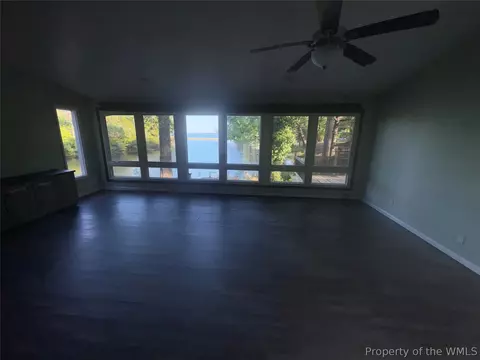 Living - 1479 Laurens Rd, Gloucester Point, VA 23062 photo 8 of 9