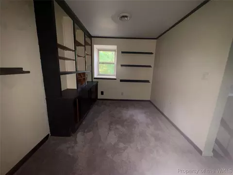 Living - 1479 Laurens Rd, Gloucester Point, VA 23062 photo 9 of 9