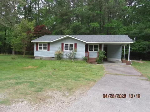 115 Clark Ln, Seaford, VA 23696
