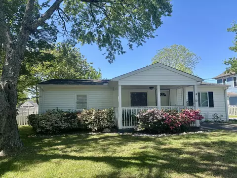 112 Peninsula St, Williamsburg, VA 23188