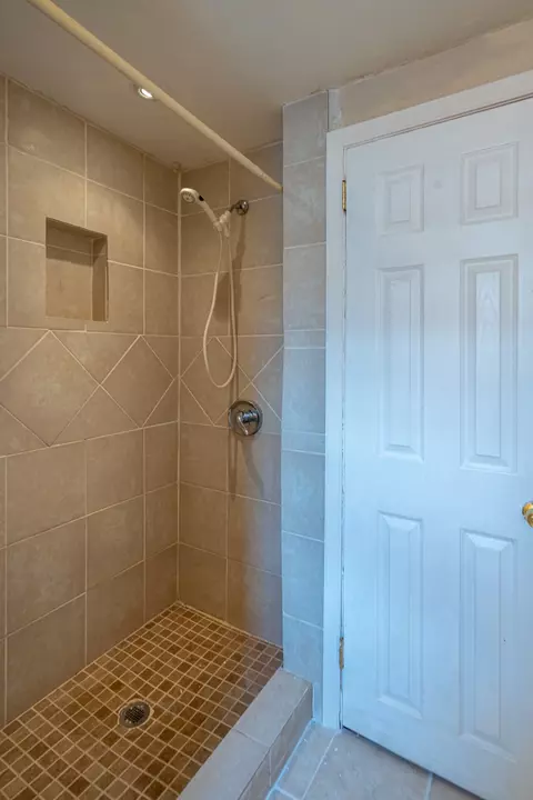 147 Clyde St, Hampton, VA 23669 photo 22