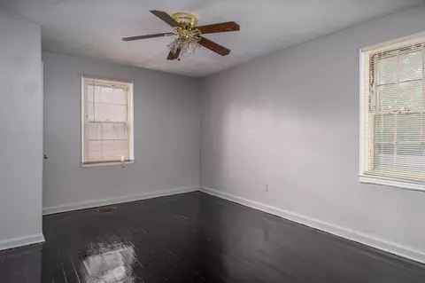 147 Clyde St, Hampton, VA 23669 photo 8