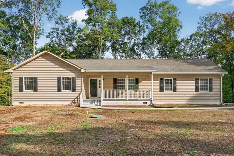 9016 Marlfield Rd, Gloucester, VA 23061