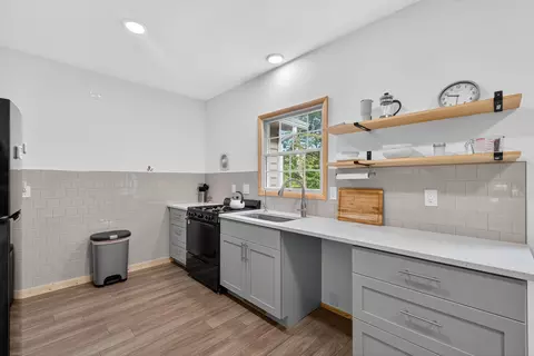 Kitchen - 9016 Marlfield Rd, Gloucester, VA 23061 photo 3 of 5