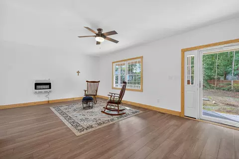 Living - 9016 Marlfield Rd, Gloucester, VA 23061 photo 2 of 2