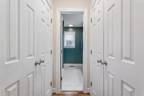 Entry Way - 5230 Gum Fork Rd, Gloucester, VA 23061 photo 2 of 4