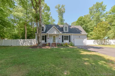 2904 Richard Grv S, Williamsburg, VA 23185