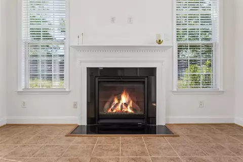 Living - 4232 Old Lock Rd, Williamsburg, VA 23188 photo 8 of 8