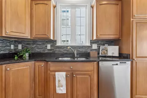Kitchen - 4232 Old Lock Rd, Williamsburg, VA 23188 photo 5 of 8
