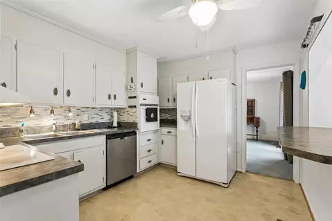 Kitchen - 1709 Beach Rd, Hampton, VA 23664 photo 2 of 5
