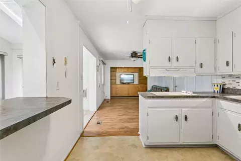 Kitchen - 1709 Beach Rd, Hampton, VA 23664 photo 5 of 5
