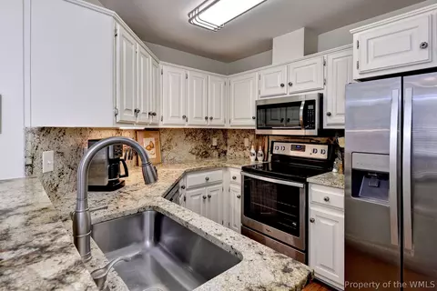 208 Woodmere Dr #A, Williamsburg, VA 23185