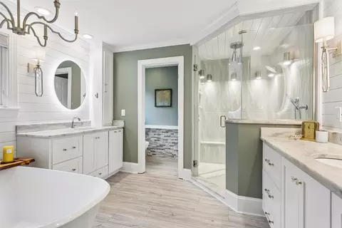 Bath - 2421 Burnwether Ln, Williamsburg, VA 23185 photo 2 of 5