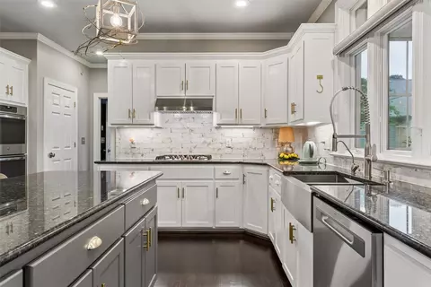 Kitchen - 2421 Burnwether Ln, Williamsburg, VA 23185 photo 4 of 7