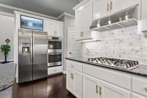 Kitchen - 2421 Burnwether Ln, Williamsburg, VA 23185 photo 6 of 7