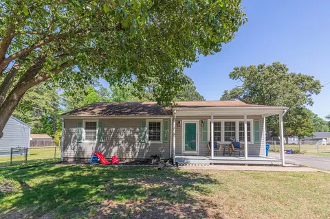 14217 Central Ave, Chester, VA 23836