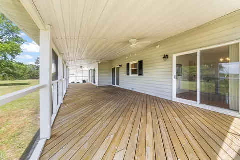 302 Wildey Rd, Seaford, VA 23696