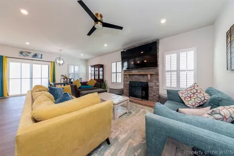 9721 Goldenrod Ct, Toano, VA 23168