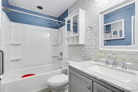 Bath - 9937 Bacons Ln, Gloucester, VA 23061 photo 1 of 4