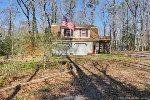 Exterior - 9937 Bacons Ln, Gloucester, VA 23061 photo 7 of 12
