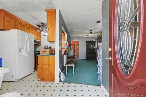 Entry Way - 9937 Bacons Ln, Gloucester, VA 23061 photo 4 of 7