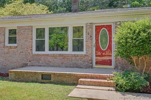 Exterior - 105 2nd St, Yorktown, VA 23692 photo 2 of 4