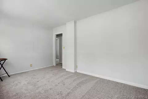 Bedroom - 105 2nd St, Yorktown, VA 23692 photo 1 of 5