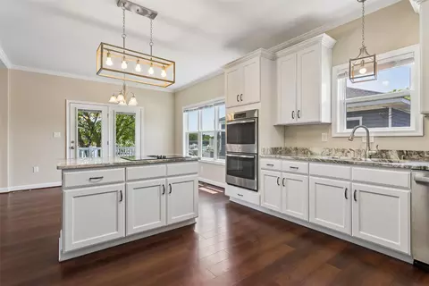 Kitchen - 544 River St, Hampton, VA 23669 photo 1 of 2