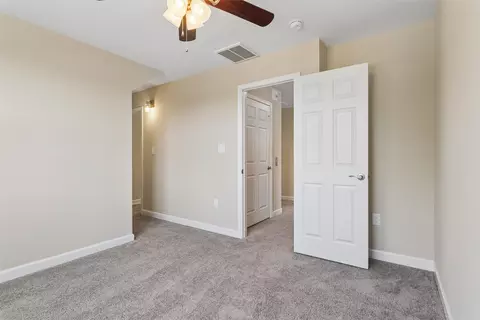 Bedroom - 544 River St, Hampton, VA 23669 photo 6 of 8