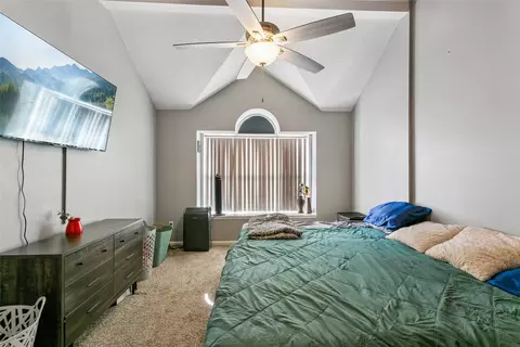 Bedroom - 4 Treebark Pl, Hampton, VA 23666 photo 2 of 6