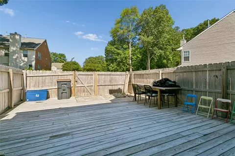 Exterior - 4 Treebark Pl, Hampton, VA 23666 photo 7 of 9