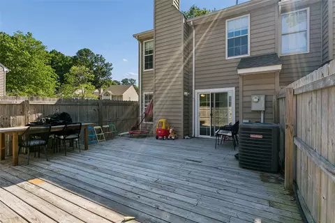 Exterior - 4 Treebark Pl, Hampton, VA 23666 photo 8 of 9