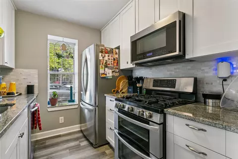Kitchen - 4 Treebark Pl, Hampton, VA 23666 photo 3 of 4